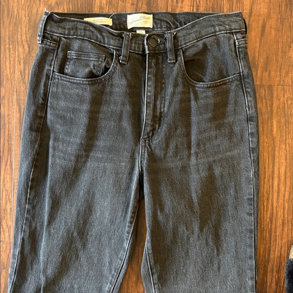 Universal Thread High Rise Flare Jeans - Picture 2 of 6